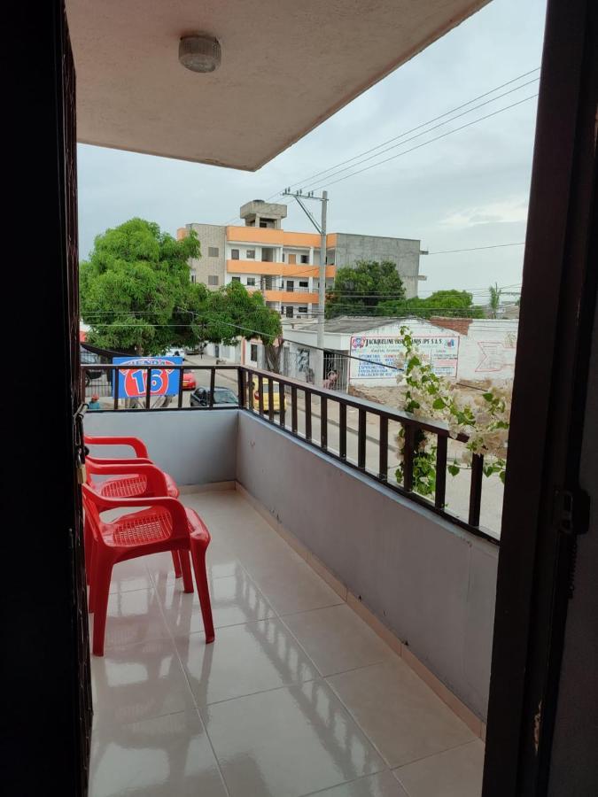 Yosu Hostal Риоача Экстерьер фото