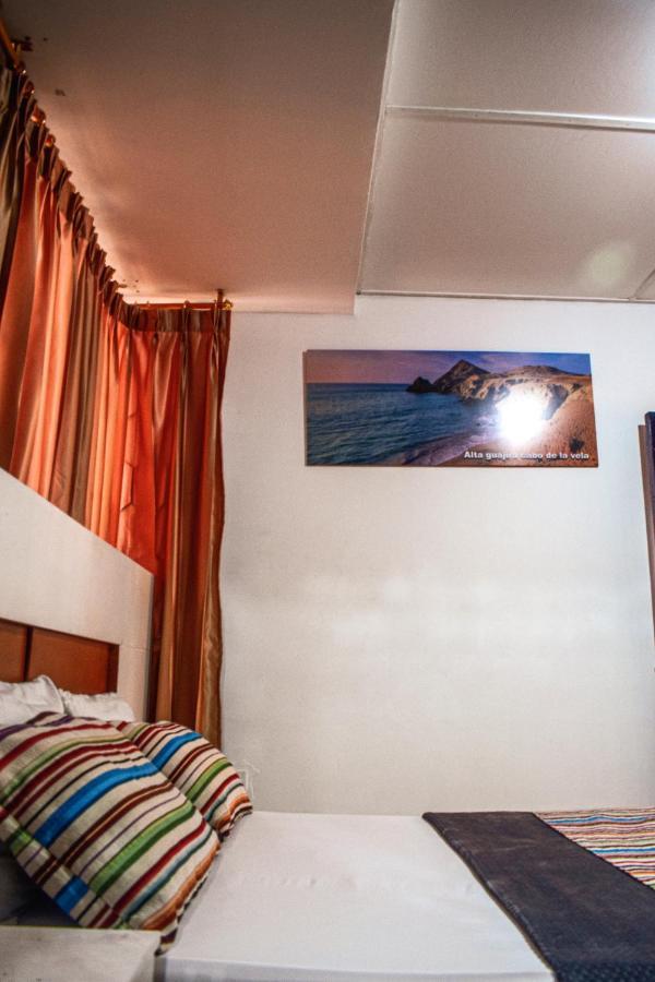 Yosu Hostal Риоача Экстерьер фото