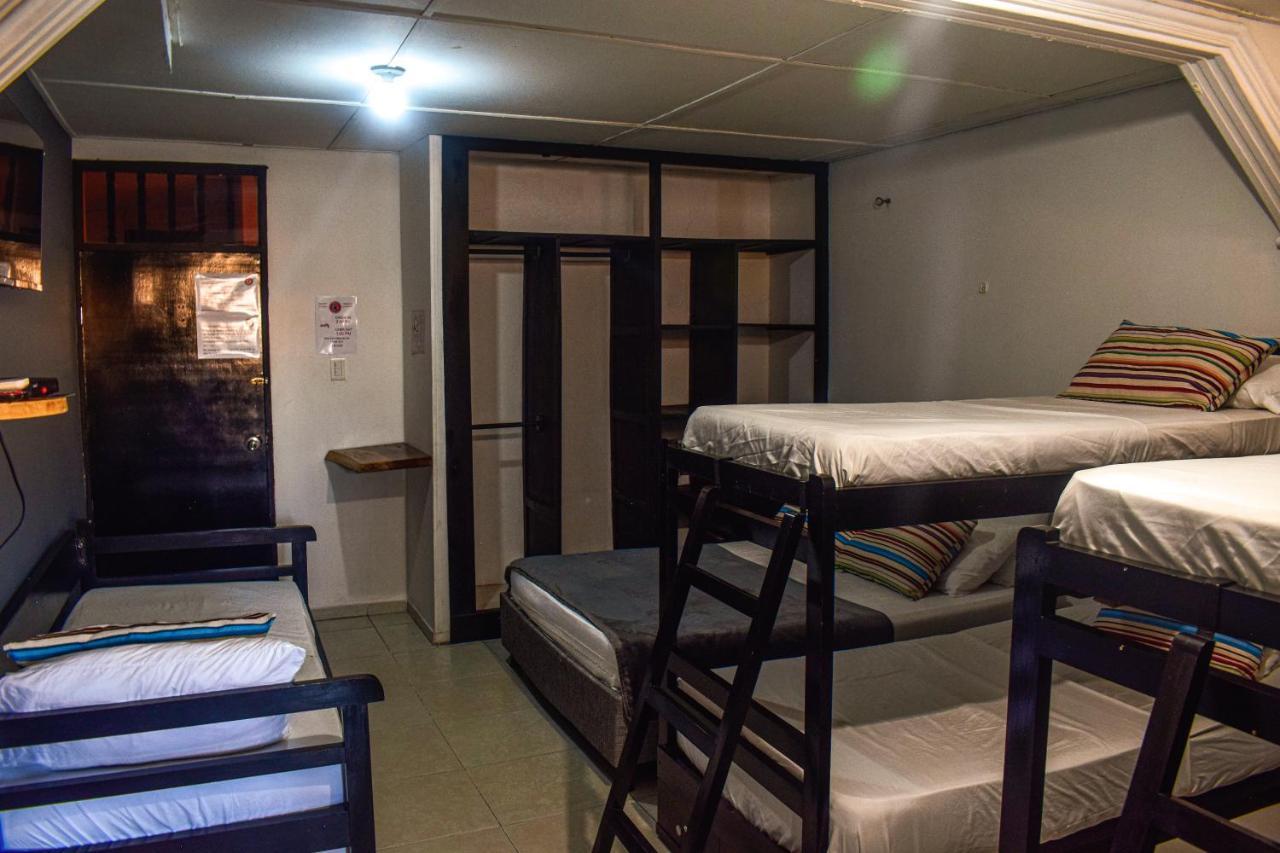 Yosu Hostal Риоача Экстерьер фото